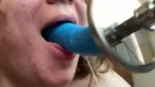 Throat Fuck Spit Gagging Fucking Machine Dildo Deepthroat Chubby Blonde BBW GIF