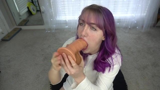 Deepthroat Amateur GIF